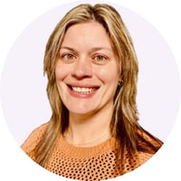 briana-tsoupas-headshot