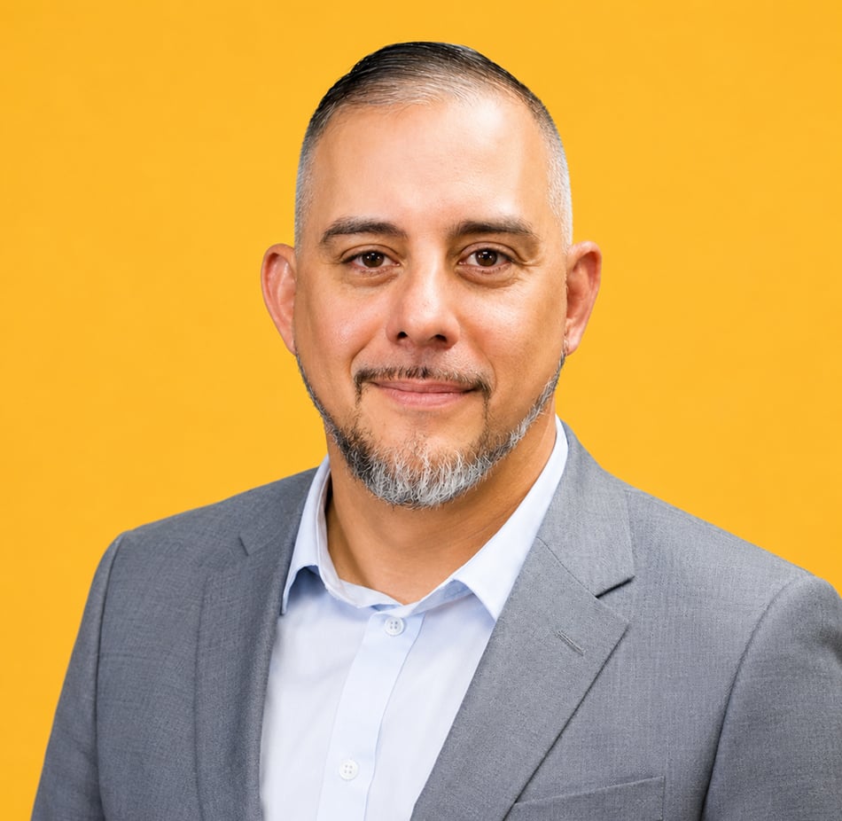 Jose Escribano headshot
